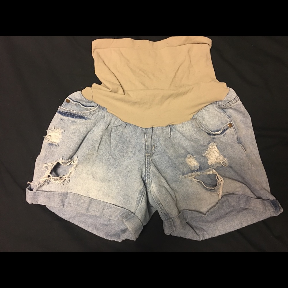 Wendy Bellissimo maternity shorts